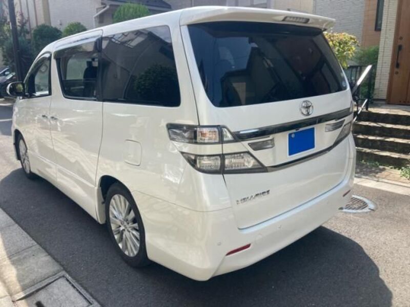 VELLFIRE