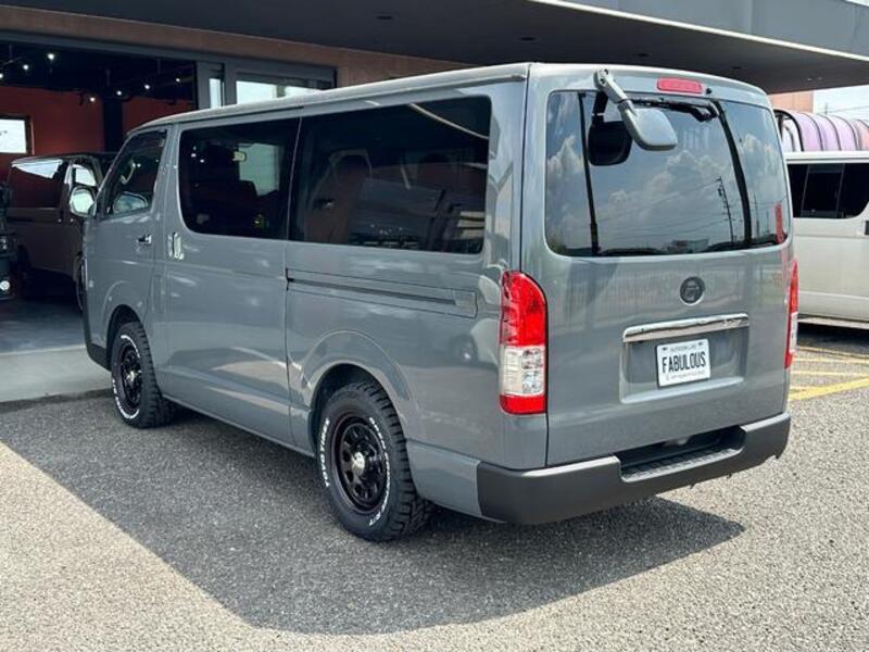 HIACE VAN