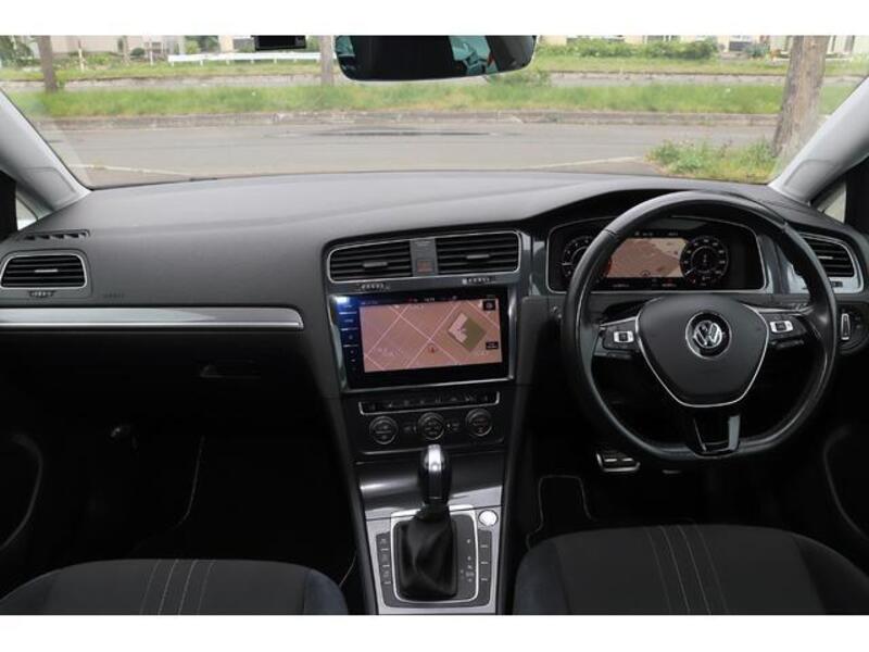 GOLF ALLTRACK