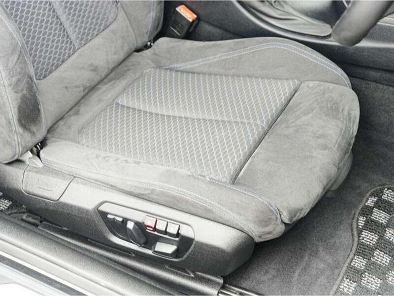 4 SERIES