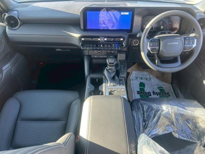 LAND CRUISER 250
