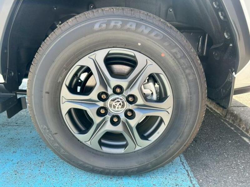 LAND CRUISER