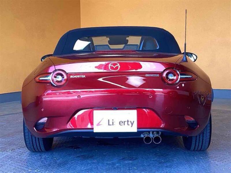 ROADSTER