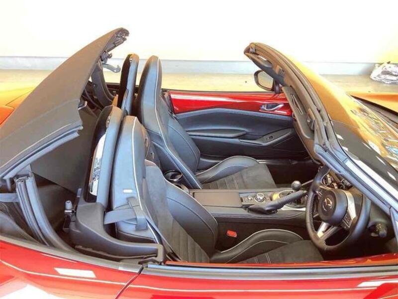 ROADSTER