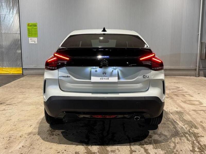C4