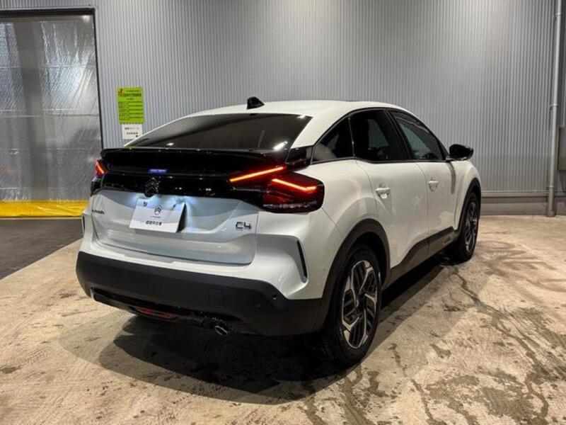 C4