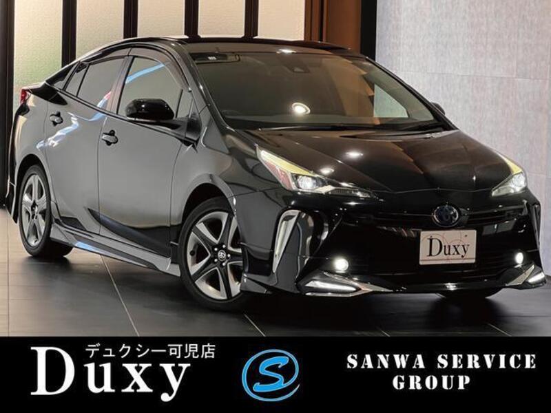 TOYOTA PRIUS