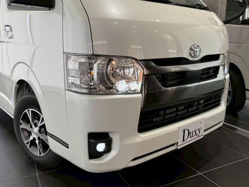HIACE VAN