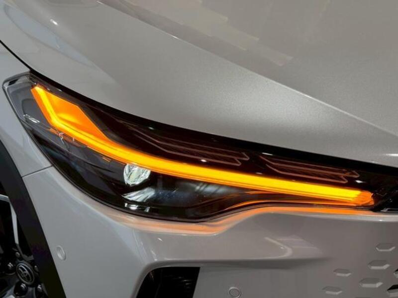 COROLLA CROSS