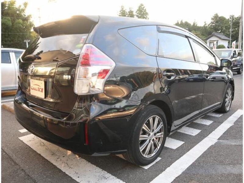 PRIUS ALPHA