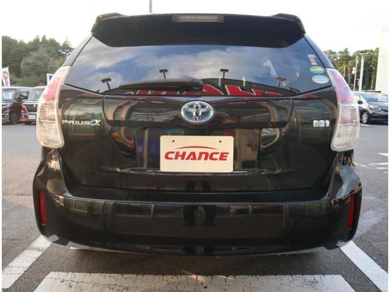 PRIUS ALPHA