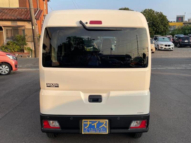 PIXIS VAN