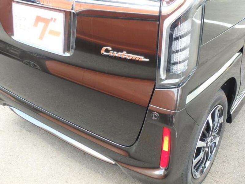 N BOX CUSTOM