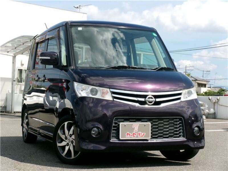 NISSAN ROOX