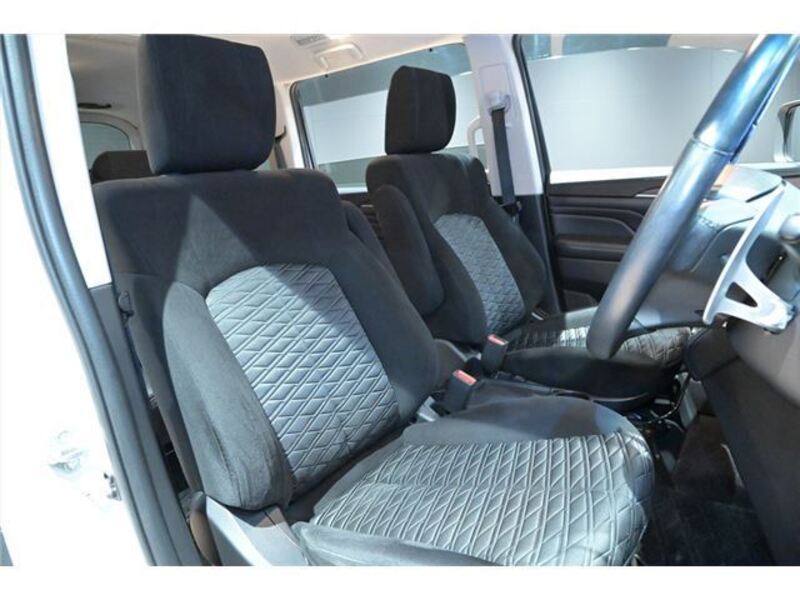 DELICA D5