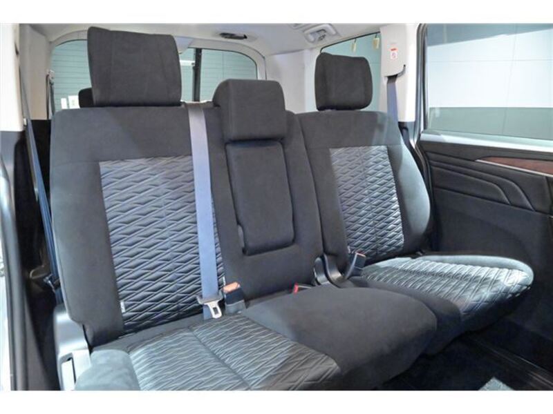 DELICA D5