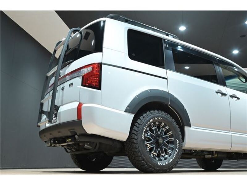 DELICA D5
