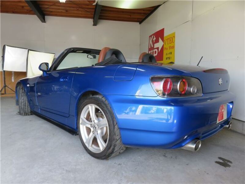 S2000