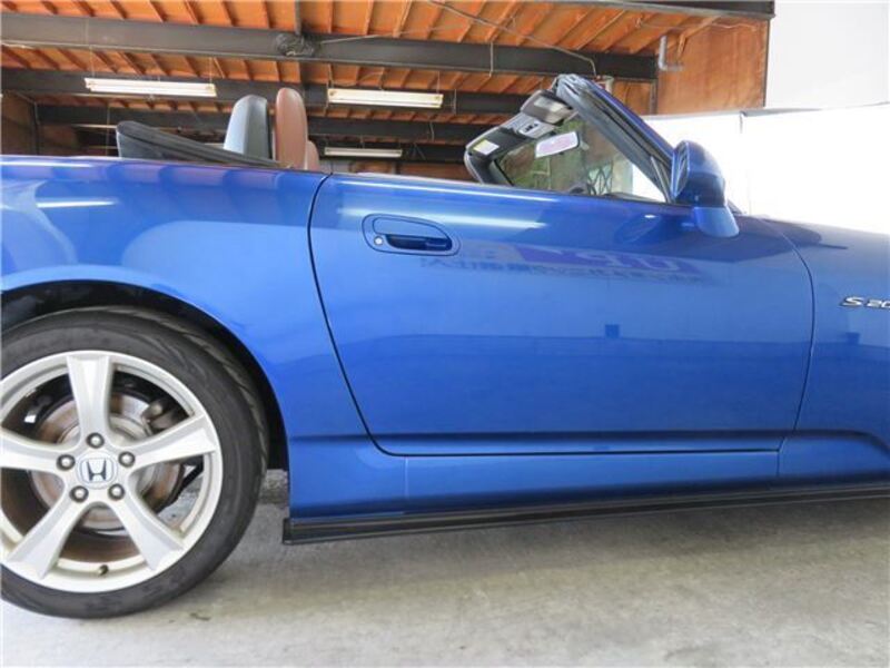 S2000