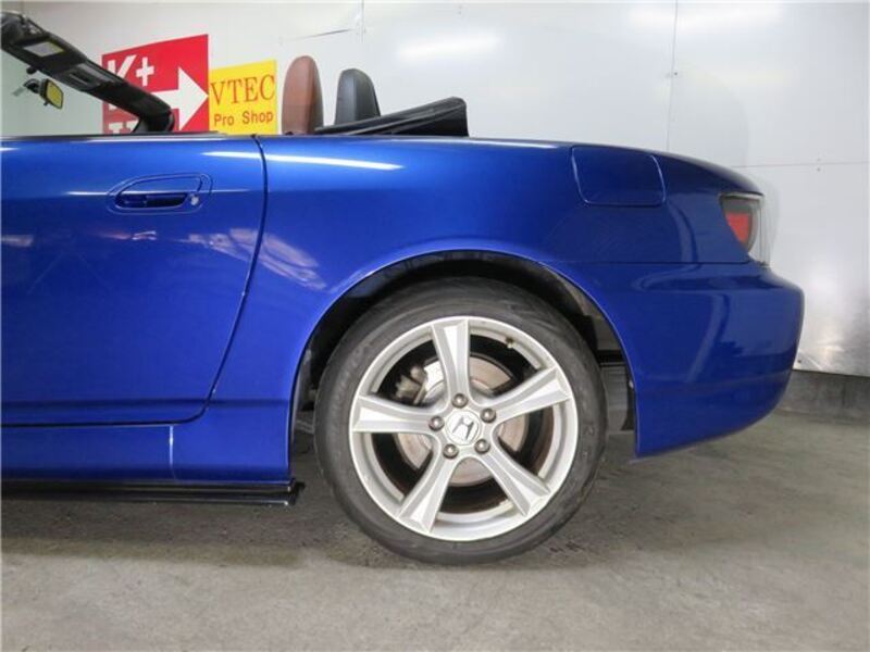S2000