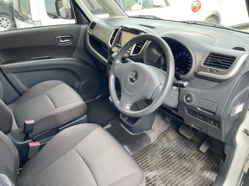 DELICA D2