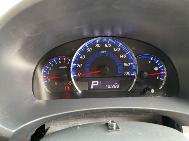 DELICA D2