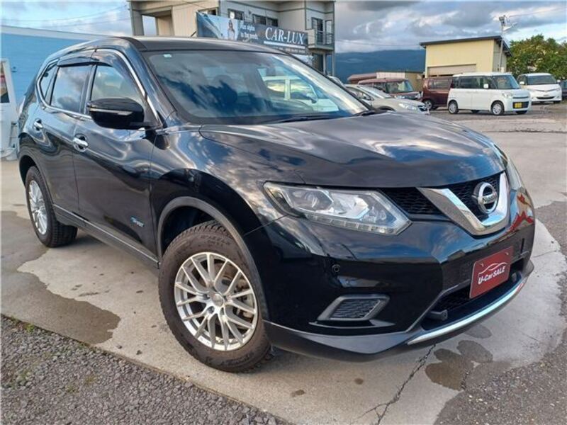 X-TRAIL