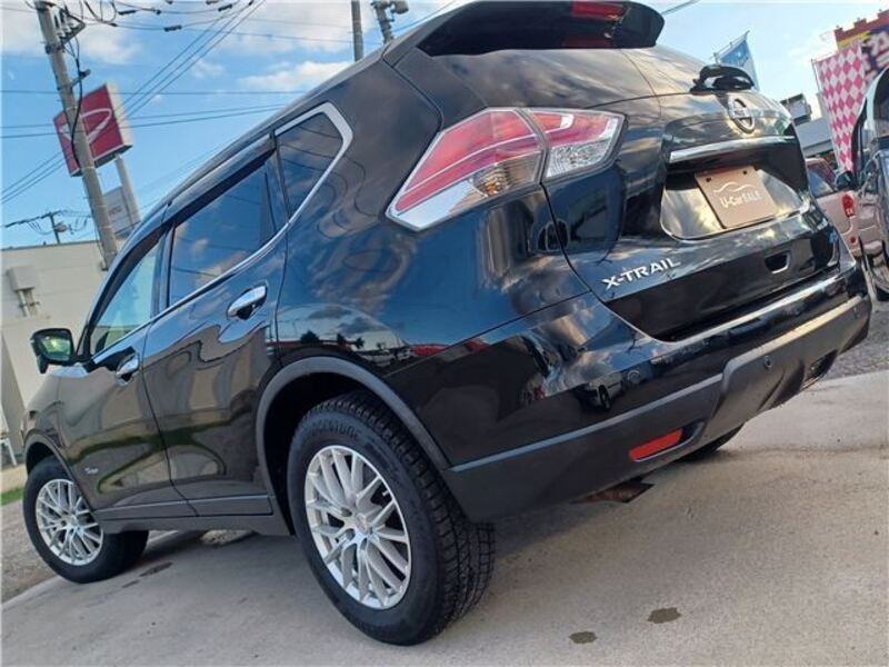 X-TRAIL