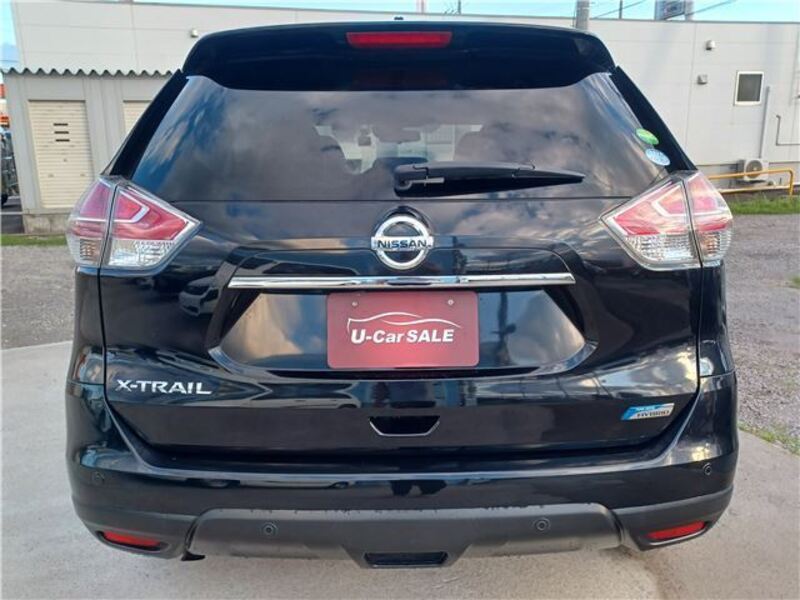 X-TRAIL