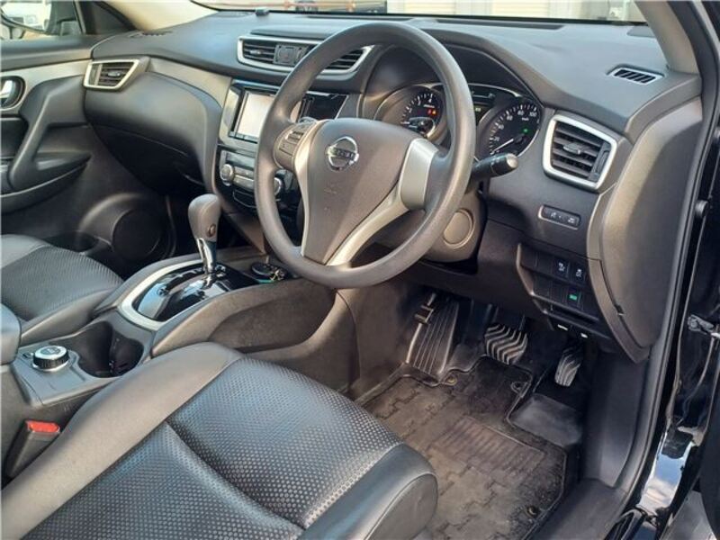 X-TRAIL