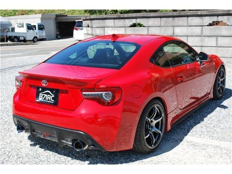 86