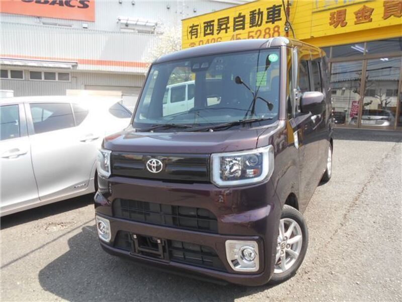 TOYOTA PIXIS MEGA