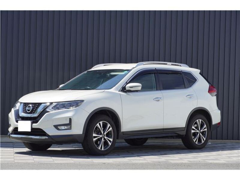 X-TRAIL