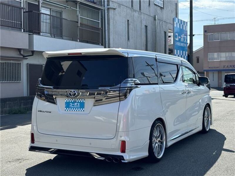 VELLFIRE