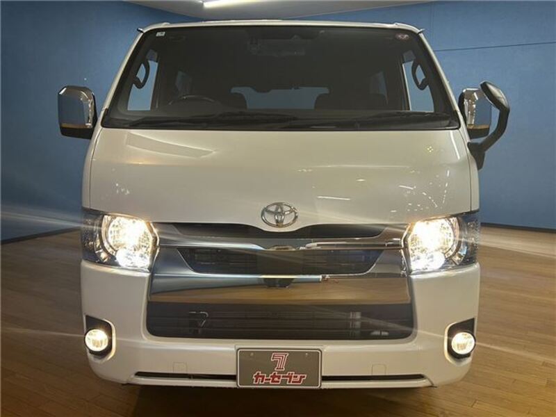 HIACE