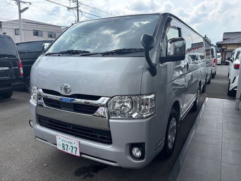 HIACE VAN