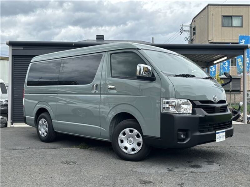 HIACE VAN