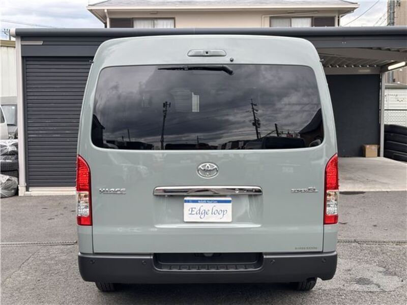 HIACE VAN