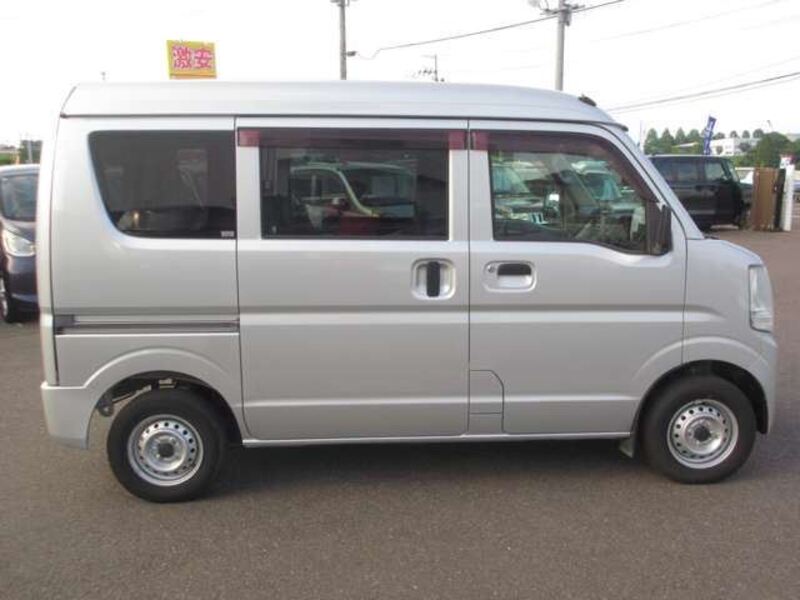 MINICAB VAN