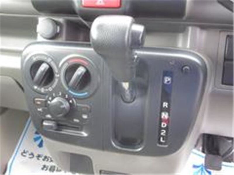 MINICAB VAN