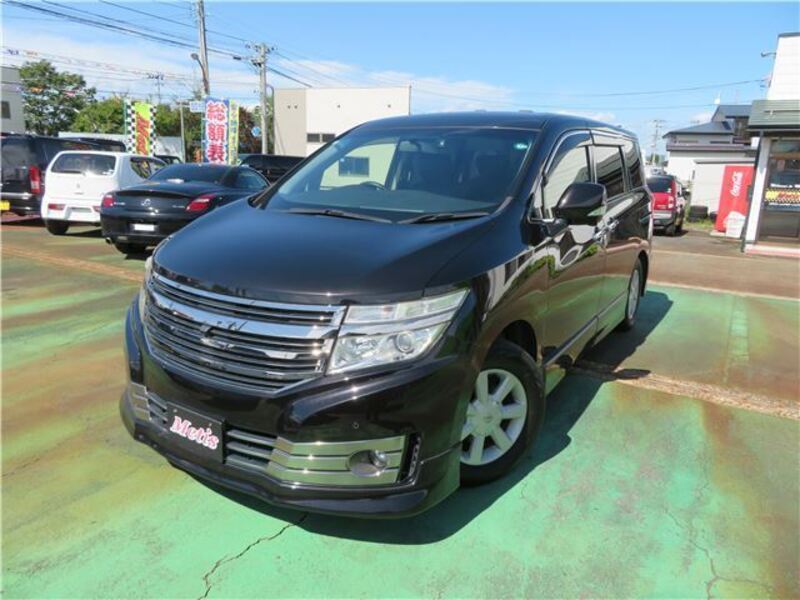 NISSAN ELGRAND