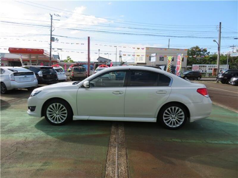 LEGACY B4