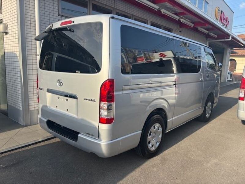 HIACE VAN