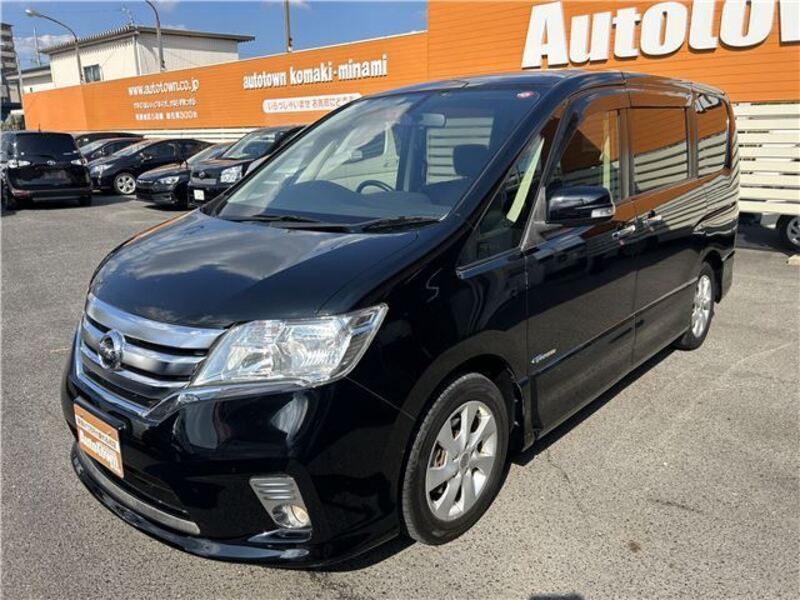 NISSAN SERENA