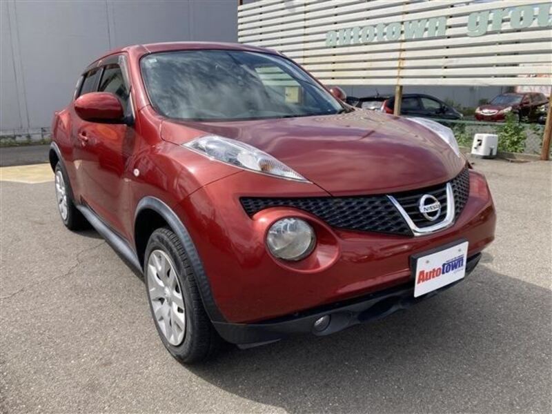 NISSAN JUKE