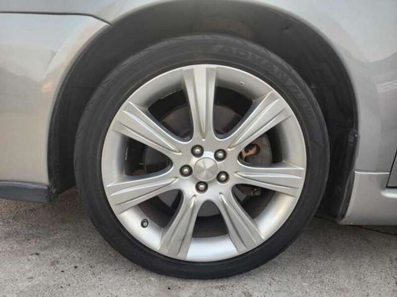LEGACY B4