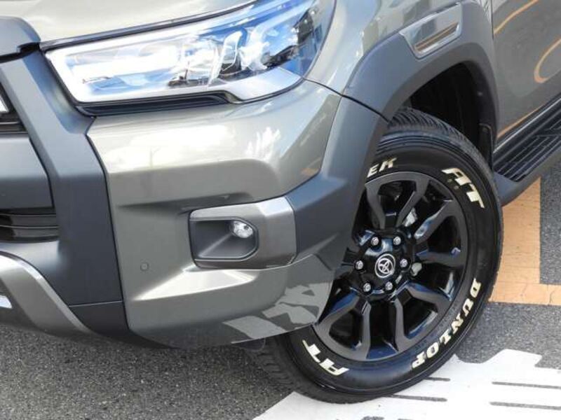 HILUX