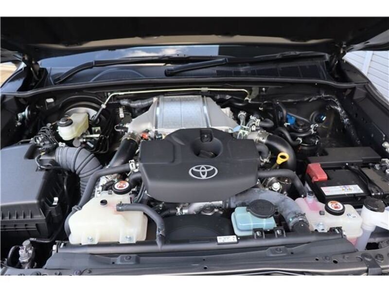 HILUX