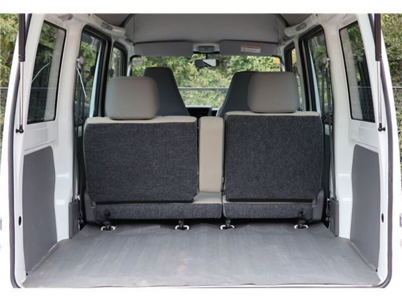 MINICAB VAN