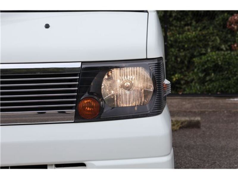 MINICAB VAN